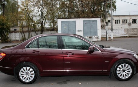 Mercedes-Benz C-Класс, 2008 год, 1 850 000 рублей, 1 фотография