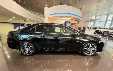 Toyota Camry, 2015 год, 2 395 000 рублей, 4 фотография