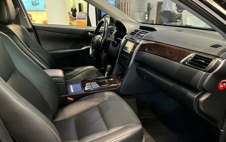 Toyota Camry, 2015 год, 2 395 000 рублей, 11 фотография