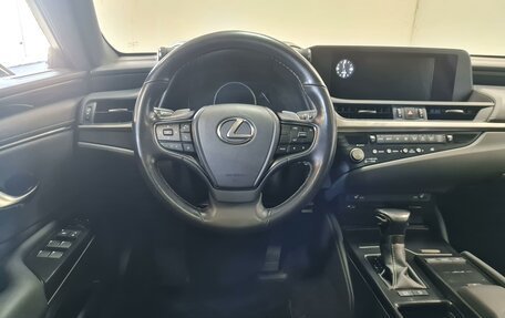 Lexus ES VII, 2020 год, 4 200 000 рублей, 15 фотография