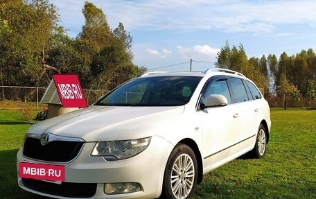 Skoda Superb III рестайлинг, 2013 год, 1 200 000 рублей, 2 фотография