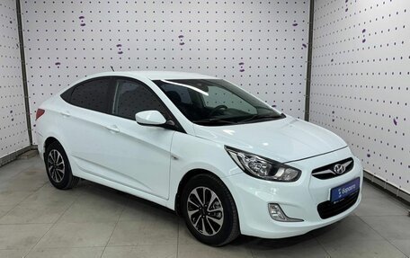 Hyundai Solaris II рестайлинг, 2013 год, 927 500 рублей, 3 фотография