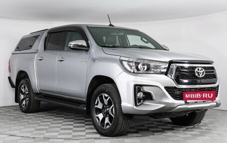 Toyota Hilux VIII, 2018 год, 4 199 000 рублей, 3 фотография