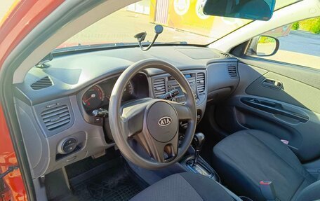 KIA Rio II, 2011 год, 700 000 рублей, 4 фотография