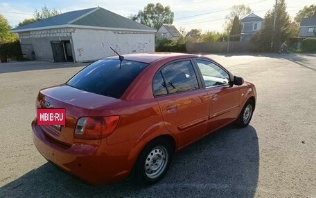 KIA Rio II, 2011 год, 700 000 рублей, 2 фотография