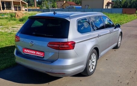 Volkswagen Passat B8 рестайлинг, 2018 год, 1 799 000 рублей, 6 фотография