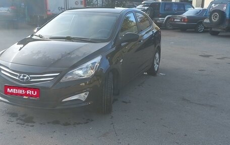 Hyundai Solaris II рестайлинг, 2016 год, 970 000 рублей, 1 фотография