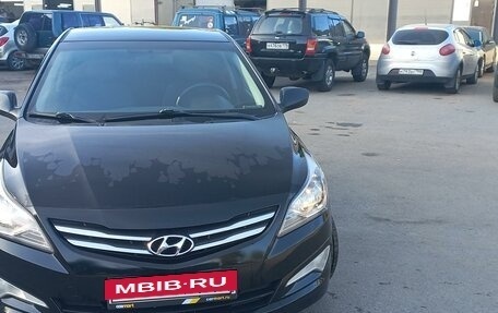 Hyundai Solaris II рестайлинг, 2016 год, 970 000 рублей, 11 фотография