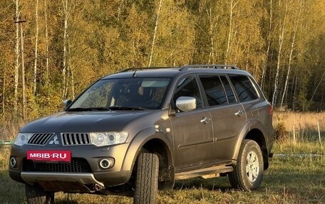 Mitsubishi Pajero Sport II рестайлинг, 2012 год, 1 690 000 рублей, 2 фотография