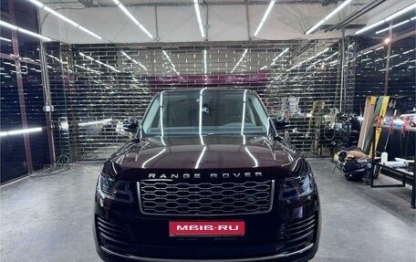 Land Rover Range Rover IV рестайлинг, 2019 год, 9 250 000 рублей, 1 фотография