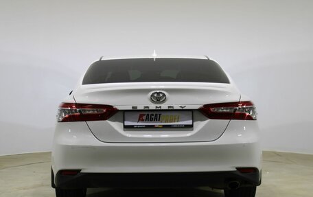 Toyota Camry, 2020 год, 3 100 000 рублей, 6 фотография