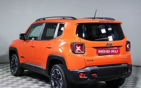 Jeep Renegade I рестайлинг, 2016 год, 2 100 000 рублей, 7 фотография