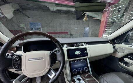 Land Rover Range Rover IV рестайлинг, 2019 год, 9 250 000 рублей, 12 фотография