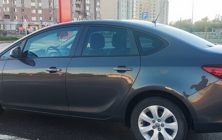 Opel Astra J, 2013 год, 1 100 000 рублей, 3 фотография