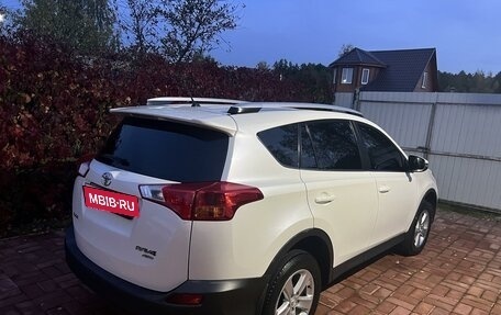 Toyota RAV4, 2014 год, 2 700 000 рублей, 6 фотография