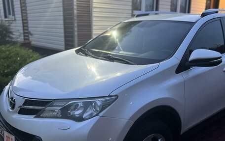 Toyota RAV4, 2014 год, 2 700 000 рублей, 17 фотография