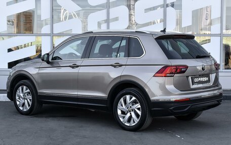 Volkswagen Tiguan II, 2021 год, 3 432 000 рублей, 2 фотография