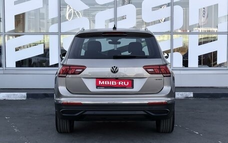 Volkswagen Tiguan II, 2021 год, 3 432 000 рублей, 4 фотография