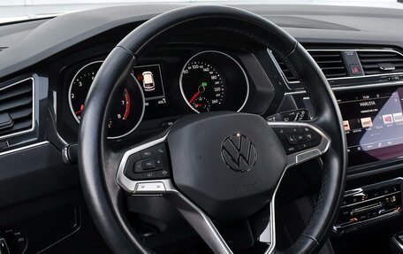 Volkswagen Tiguan II, 2021 год, 3 432 000 рублей, 13 фотография