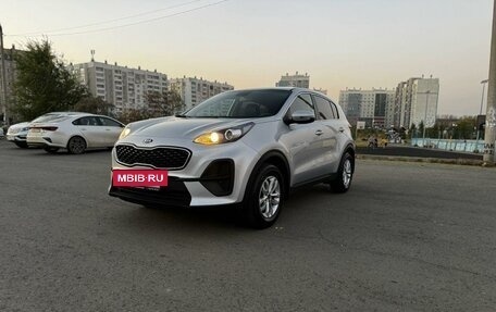 KIA Sportage IV рестайлинг, 2020 год, 2 550 000 рублей, 13 фотография