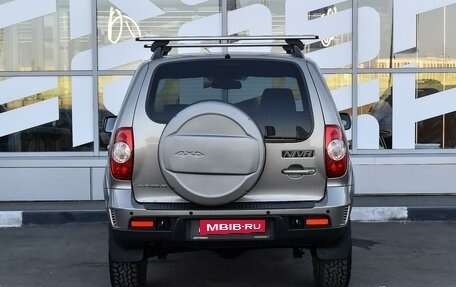 Chevrolet Niva I рестайлинг, 2018 год, 899 000 рублей, 4 фотография