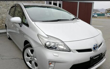 Toyota Prius, 2012 год, 1 200 000 рублей, 2 фотография