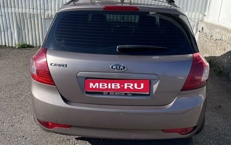 KIA cee'd I рестайлинг, 2010 год, 800 000 рублей, 2 фотография