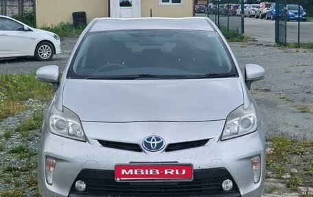 Toyota Prius, 2012 год, 1 283 000 рублей, 2 фотография