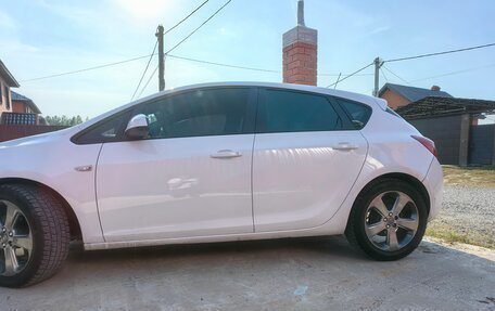 Opel Astra J, 2013 год, 750 000 рублей, 13 фотография