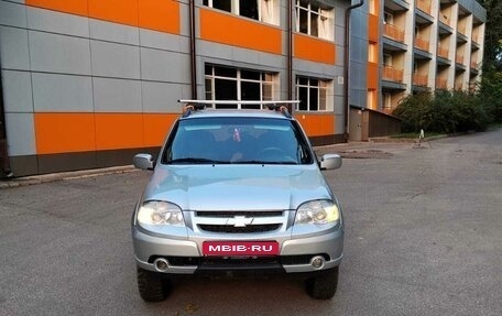 Chevrolet Niva I рестайлинг, 2009 год, 440 000 рублей, 3 фотография