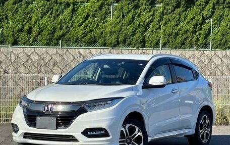 Honda Vezel, 2020 год, 1 830 000 рублей, 1 фотография