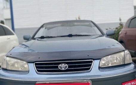 Toyota Camry, 2000 год, 540 000 рублей, 1 фотография