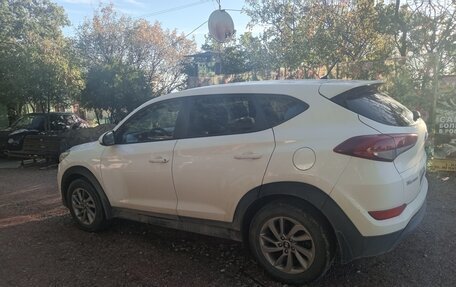 Hyundai Tucson III, 2018 год, 2 200 000 рублей, 2 фотография