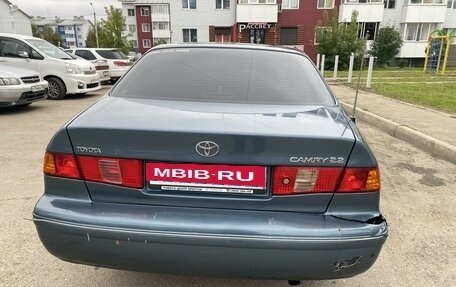 Toyota Camry, 2000 год, 540 000 рублей, 4 фотография