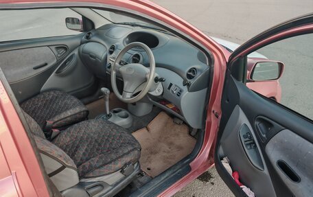 Toyota Vitz, 2000 год, 330 000 рублей, 7 фотография