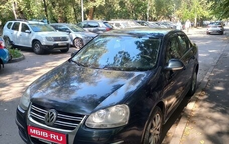 Volkswagen Jetta VI, 2009 год, 670 000 рублей, 1 фотография