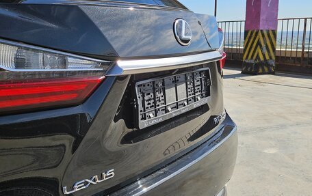 Lexus RX IV рестайлинг, 2018 год, 4 550 000 рублей, 13 фотография