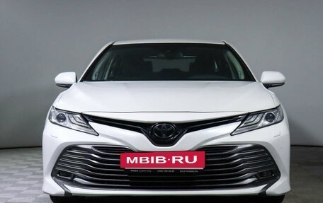 Toyota Camry, 2018 год, 3 250 000 рублей, 2 фотография