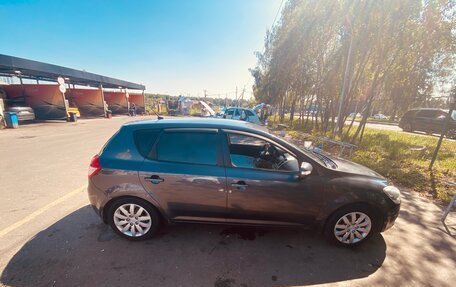 KIA cee'd I рестайлинг, 2010 год, 820 000 рублей, 3 фотография