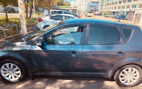 KIA cee'd I рестайлинг, 2010 год, 820 000 рублей, 2 фотография