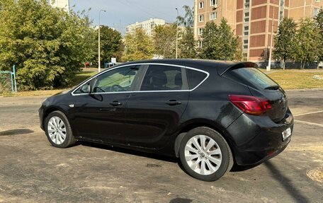 Opel Astra J, 2011 год, 785 000 рублей, 8 фотография