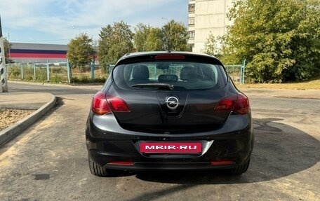 Opel Astra J, 2011 год, 785 000 рублей, 6 фотография