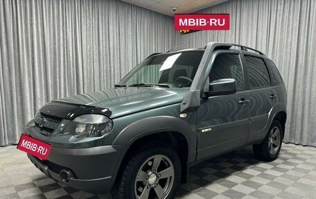 Chevrolet Niva I рестайлинг, 2017 год, 899 000 рублей, 8 фотография