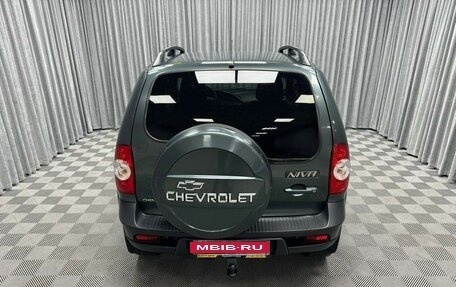 Chevrolet Niva I рестайлинг, 2017 год, 899 000 рублей, 15 фотография