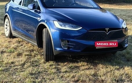 Tesla Model X I, 2017 год, 4 100 000 рублей, 2 фотография