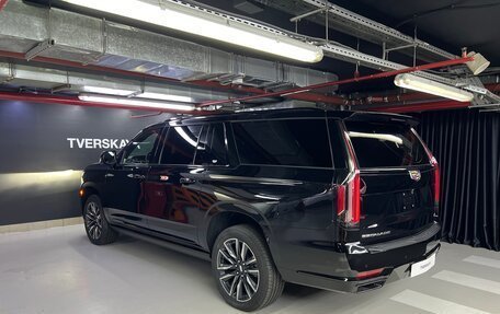 Cadillac Escalade V, 2023 год, 19 100 000 рублей, 20 фотография