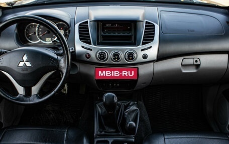 Mitsubishi L200 IV рестайлинг, 2012 год, 1 599 000 рублей, 5 фотография