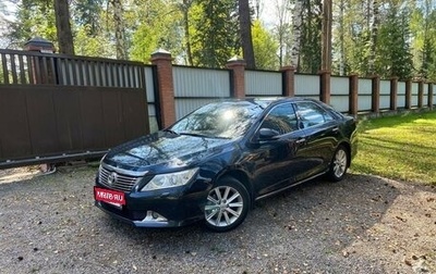 Toyota Camry, 2013 год, 2 000 000 рублей, 1 фотография