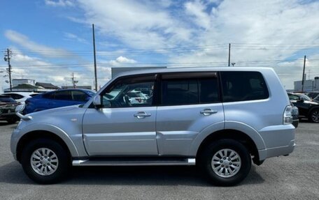 Mitsubishi Pajero IV, 2015 год, 2 790 000 рублей, 8 фотография