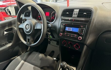 Volkswagen Polo VI (EU Market), 2013 год, 899 000 рублей, 18 фотография